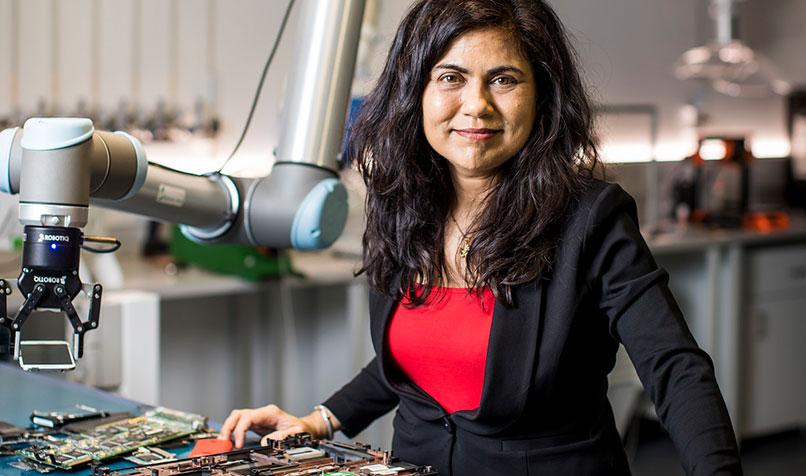 How Inventor Veena Sahajwalla Revolutionises Recycling Science | INTHEBLACK